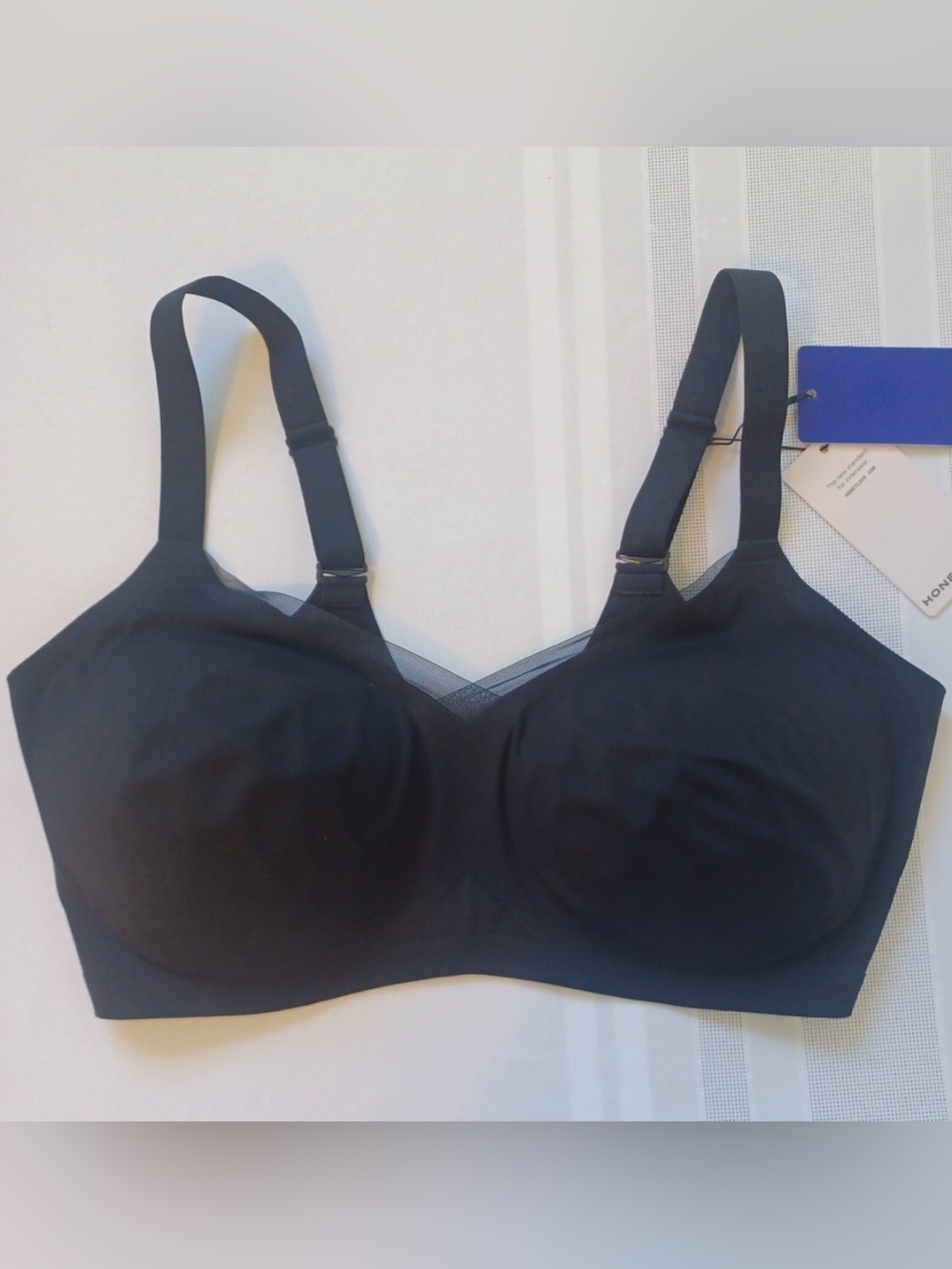 NWT Honeylove Crossover Runway Smooth Black Wireless Comfort Bra Athleisure